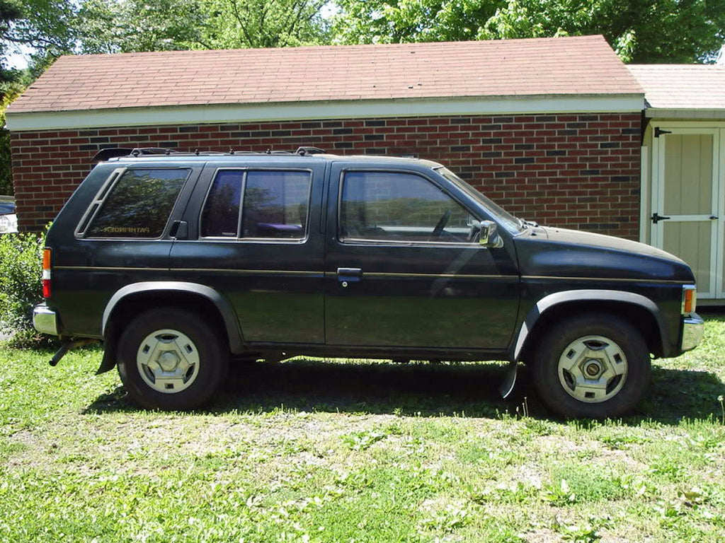 Nissan Terrano/Pathfinder 1986 - 1995   Soft StretchPRO Car Cover