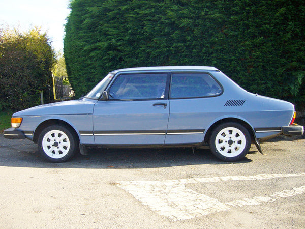 Saab 99 1968 - 1984  Soft Stretch PRO Indoor Car Cover